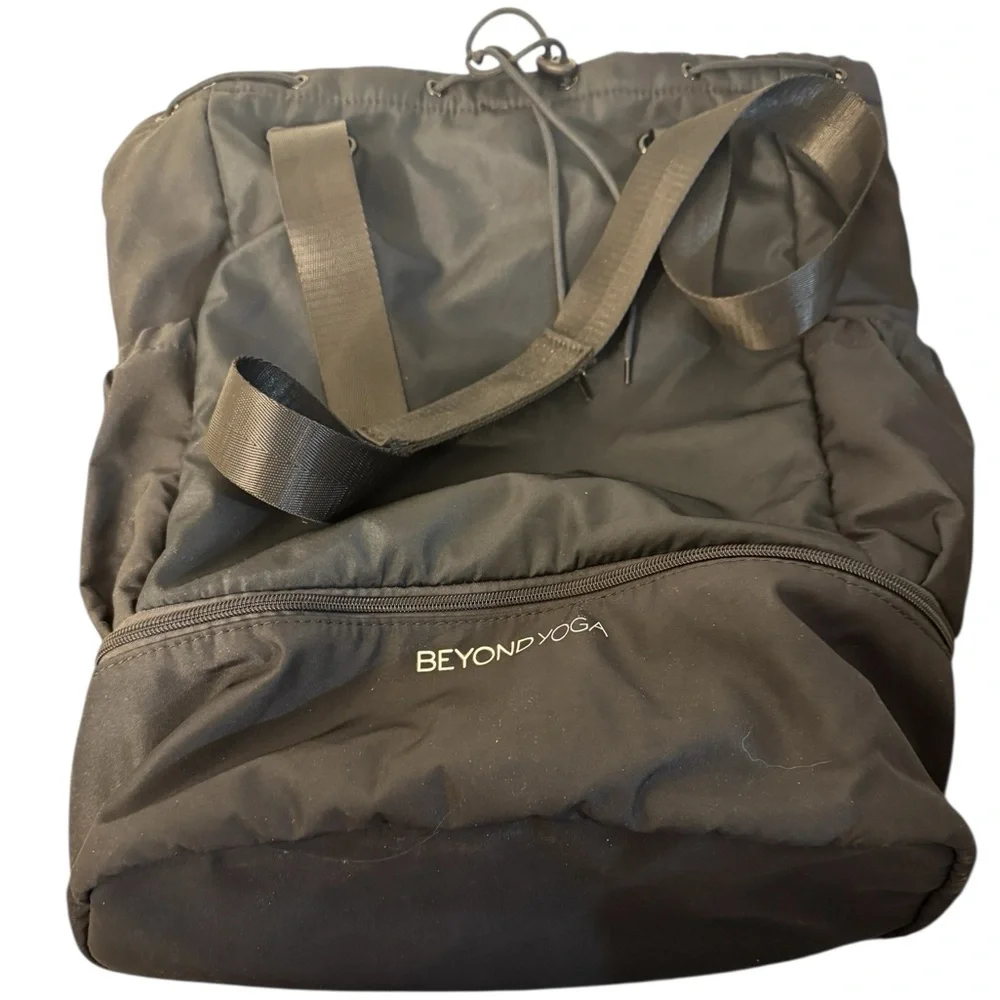 Beyond Yoga Black Convertible Gym Bag Backpack Tote